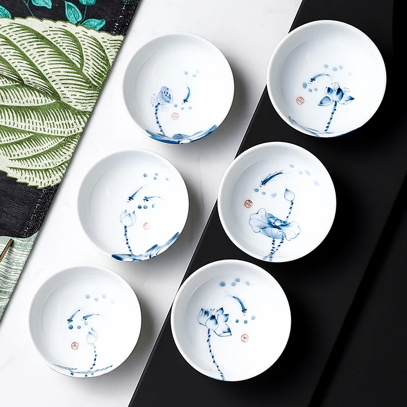 6pcs/lot tea cup handpainted Jingdezhen porcelain kungfu tea cups lotus flower fish print Pu'er cup of tea on sales Chinese cups
6pcs/lot tea cup handpainted Jingdezhen porcelain kungfu tea cups lotus flower fish print Pu'er cup of tea on sales Chinese cups