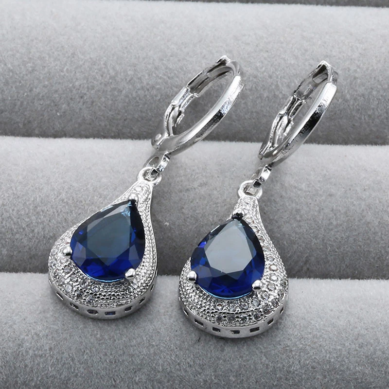 Classic Water Drop Earrings Dark Blue Cubic Zirconia Long Drop Earrings For Women Girls Gift Engagement Jewelry Z4E192
Classic Water Drop Earrings Dark Blue Cubic Zirconia Long Drop Earrings For Women Girls Gift Engagement Jewelry Z4E192