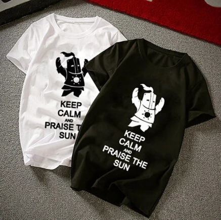Hot Game DARK SOULS T-shirt Cosplay Praise the sun T shirt Fashion Cotton Summer Hot Tees
Hot Game DARK SOULS T-shirt Cosplay Praise the sun T shirt Fashion Cotton Summer Hot Tees