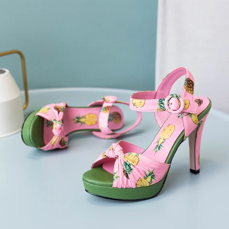 2019 Summer New European and American Thick-soled Super-heeled Waterproof Platform Women's Sandals Luxury Shoes Women Designers
2019 Summer New European and American Thick-soled Super-heeled Waterproof Platform Women's Sandals Luxury Shoes Women Designers