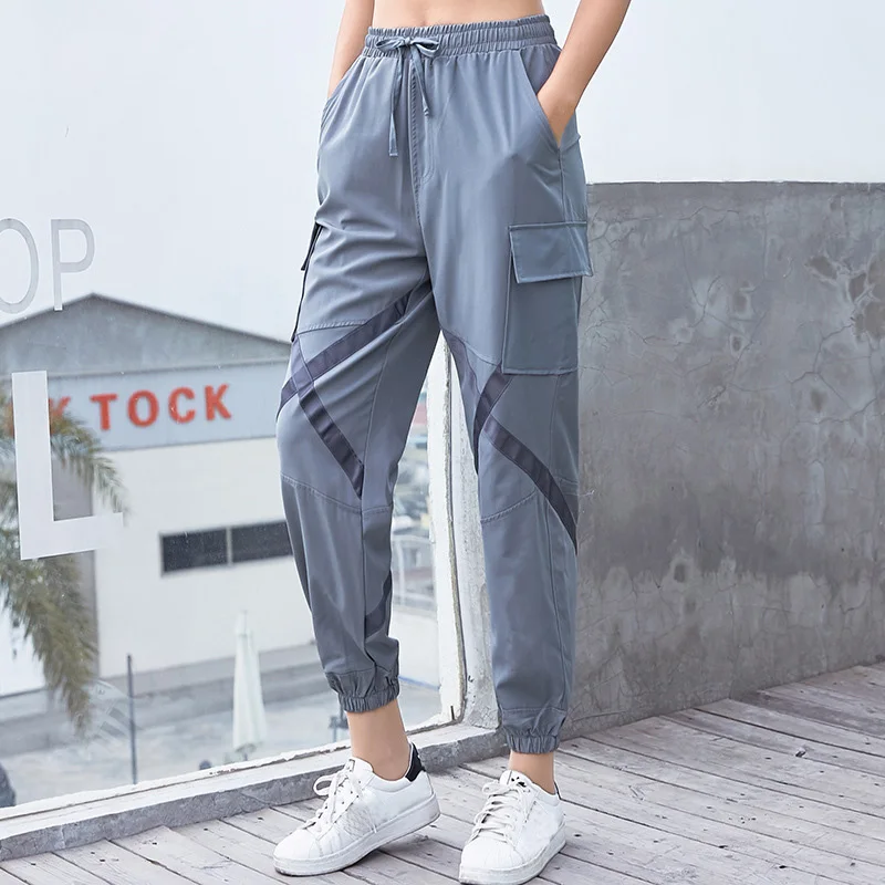 Jogging Pants Femme Loose Sport Trousers Women Running Fitness Big Pocket Exercise Training Pants Workout Sweatpants Sportswear
Jogging Pants Femme Loose Sport Trousers Women Running Fitness Big Pocket Exercise Training Pants Workout Sweatpants Sportswear