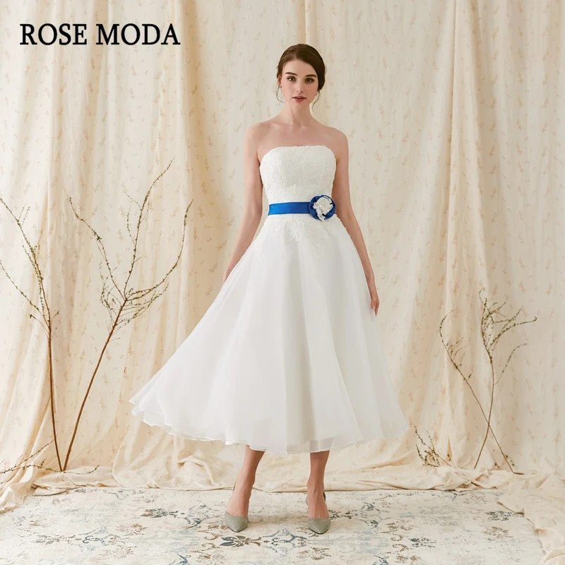 Rose Moda Strapless Beach Wedding Dress Short Wedding Dresses Tea Length with Lace Detachable Blue Sash Real Photos
Rose Moda Strapless Beach Wedding Dress Short Wedding Dresses Tea Length with Lace Detachable Blue Sash Real Photos