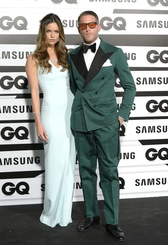 2017 Latest Coat Pant Designs Green Men Suit Double Breasted Slim Fit 2 Piece Tuxedo Formal Prom Custom Suits Terno Masculino
2017 Latest Coat Pant Designs Green Men Suit Double Breasted Slim Fit 2 Piece Tuxedo Formal Prom Custom Suits Terno Masculino