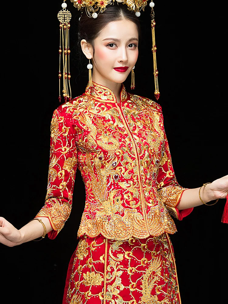 High Quality Chinese Qipao Red Chinese Dress Dragon And Phoenix Gown Bride Cloth Add Diamond Chinese Traditional Dress
High Quality Chinese Qipao Red Chinese Dress Dragon And Phoenix Gown Bride Cloth Add Diamond Chinese Traditional Dress