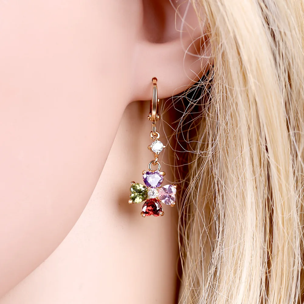 Hot Selling Girls Cubic Zirconia Four Leaf Clover Cute Drop Earrings Luxury Colourful Long Dangle Earrings for Women EA-01210
Hot Selling Girls Cubic Zirconia Four Leaf Clover Cute Drop Earrings Luxury Colourful Long Dangle Earrings for Women EA-01210