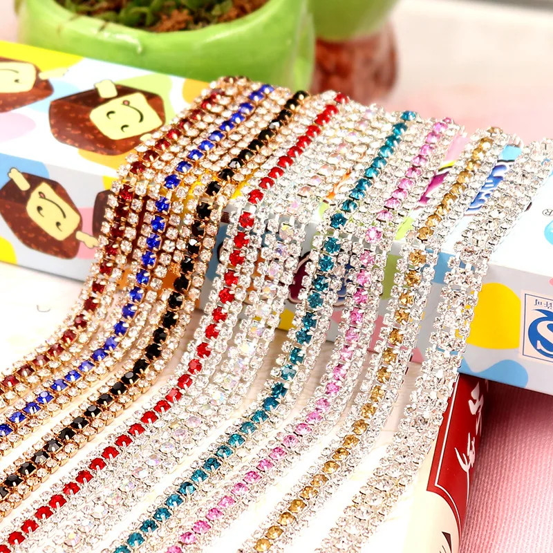 5yards three rows rhinestones Chain Silver claw sticker glass applique strass crystal for DIY sew needlework clothes decoration
5yards three rows rhinestones Chain Silver claw sticker glass applique strass crystal for DIY sew needlework clothes decoration