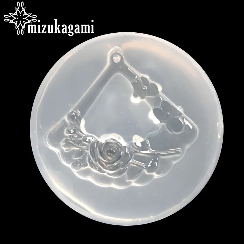 1pcs UV Resin Jewelry Liquid Silicone Mold Fan Charms Pendant Resin Charms Molds For DIY Intersperse Decorate Earrings Jewelry
1pcs UV Resin Jewelry Liquid Silicone Mold Fan Charms Pendant Resin Charms Molds For DIY Intersperse Decorate Earrings Jewelry
