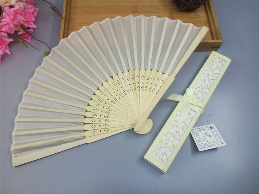 Wedding Silk Hand Fan Customized Printing Bamboo Cloth Fold Fan With Gift Box + Personalized Text + DHL Free Shipping wen5554
Wedding Silk Hand Fan Customized Printing Bamboo Cloth Fold Fan With Gift Box + Personalized Text + DHL Free Shipping wen5554