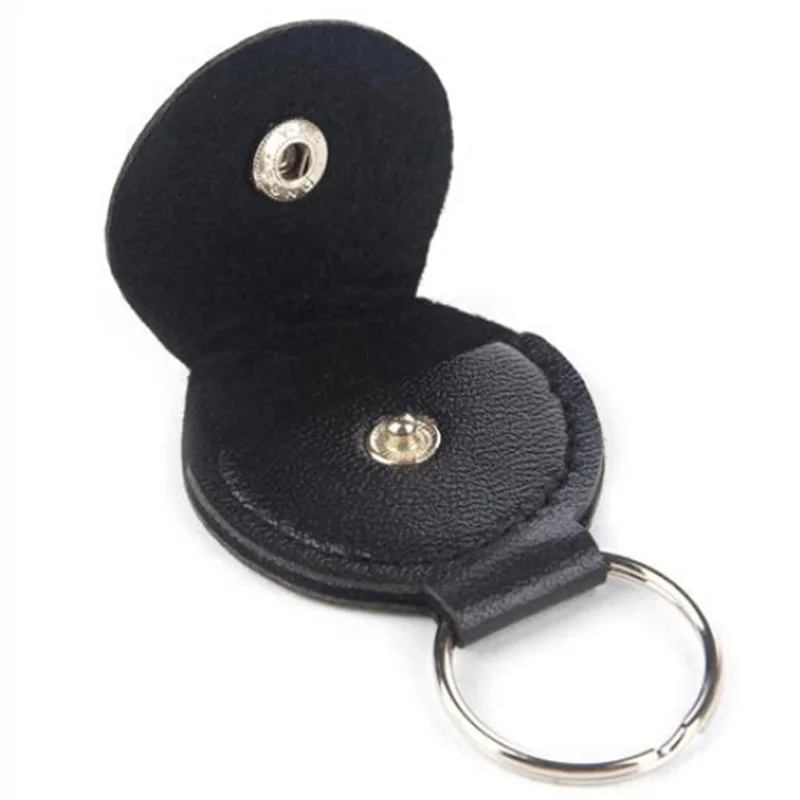 5PCS/lot Guita Cool Leather & Metal Picks Holder Plectrums Bag Case Key Hang Buckle Fashion Man Leather Keychain
5PCS/lot Guita Cool Leather & Metal Picks Holder Plectrums Bag Case Key Hang Buckle Fashion Man Leather Keychain
