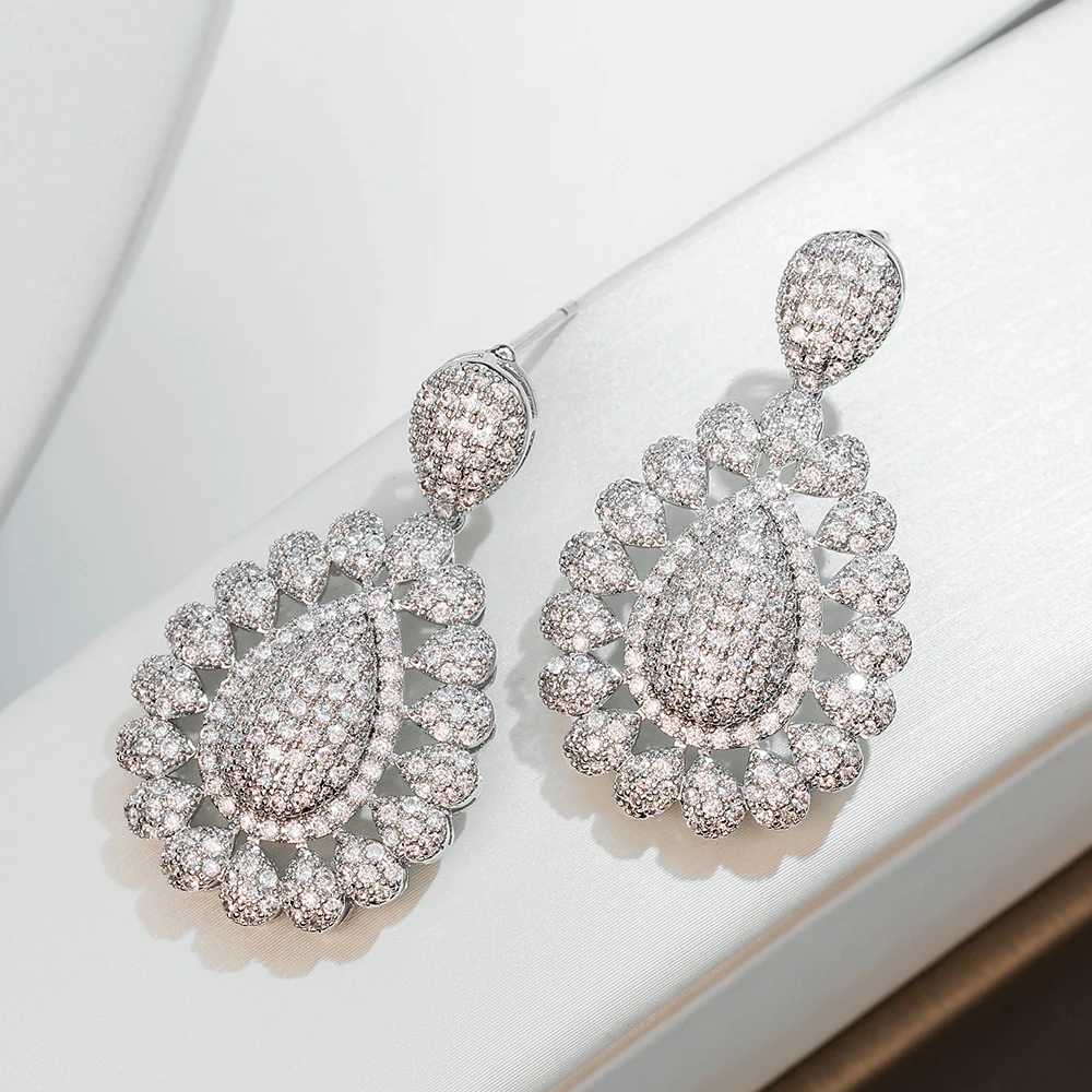Nankiya Luxury Brilliant Micro Pave Cubic Zircon Necklace Set With Earrings Fashion Water Drop Pendant Jewelry 2PCS Sets NC675
Nankiya Luxury Brilliant Micro Pave Cubic Zircon Necklace Set With Earrings Fashion Water Drop Pendant Jewelry 2PCS Sets NC675