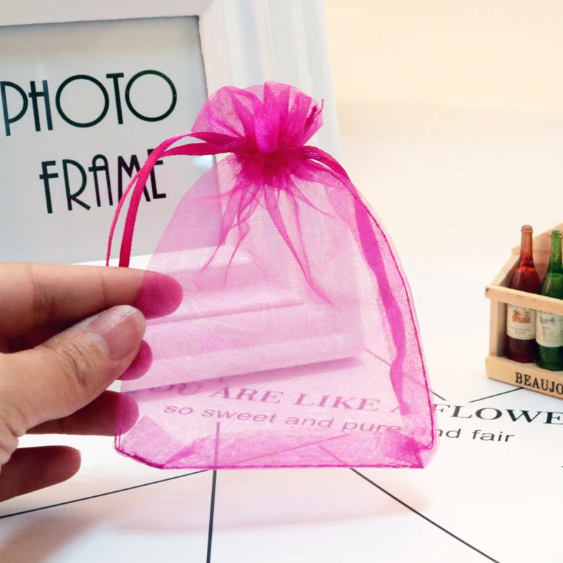 200pcs/lot Hot Pink Organza Bags 9x12cm Drawable Jewelry Package Bag Small Candy Gifts Packaging Bags Organza Gift Bag Pouches
200pcs/lot Hot Pink Organza Bags 9x12cm Drawable Jewelry Package Bag Small Candy Gifts Packaging Bags Organza Gift Bag Pouches