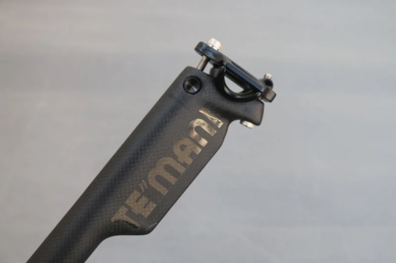2017 TEMANI Bicycle Seatpost Full Carbon Road MTB Bike Seat Post Tube Offset 20MM broken Wind Seat post 27.2/30.8/31.6*350/400mm
2017 TEMANI Bicycle Seatpost Full Carbon Road MTB Bike Seat Post Tube Offset 20MM broken Wind Seat post 27.2/30.8/31.6*350/400mm