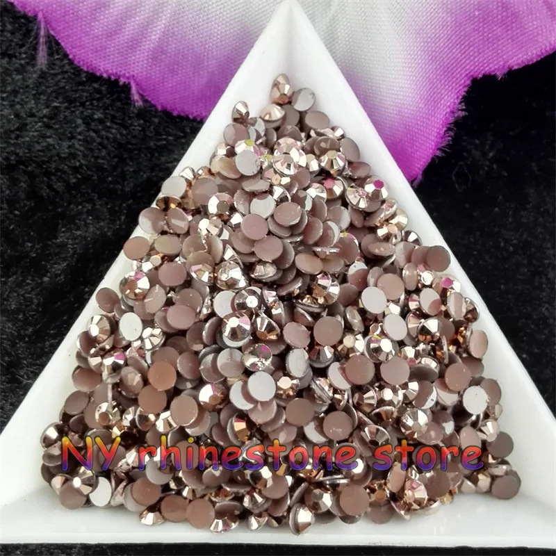 10000pcs/bag,SS12 3mm Bronze AB Magic Jelly Resin Crystal Rhinestones Nail Art Applique painting rhinestone for nails DIY
10000pcs/bag,SS12 3mm Bronze AB Magic Jelly Resin Crystal Rhinestones Nail Art Applique painting rhinestone for nails DIY