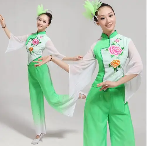 (0106) Chinese folk dance classical stage performance yangko dance clothing square dance costumes square dance clothing
(0106) Chinese folk dance classical stage performance yangko dance clothing square dance costumes square dance clothing