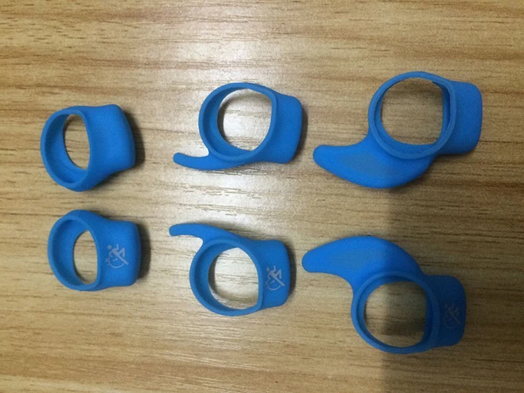 Silicone Ear buds Hook eartips earhooks hook case for COACH Wireless Bluetooth Headset Earphone
Silicone Ear buds Hook eartips earhooks hook case for COACH Wireless Bluetooth Headset Earphone