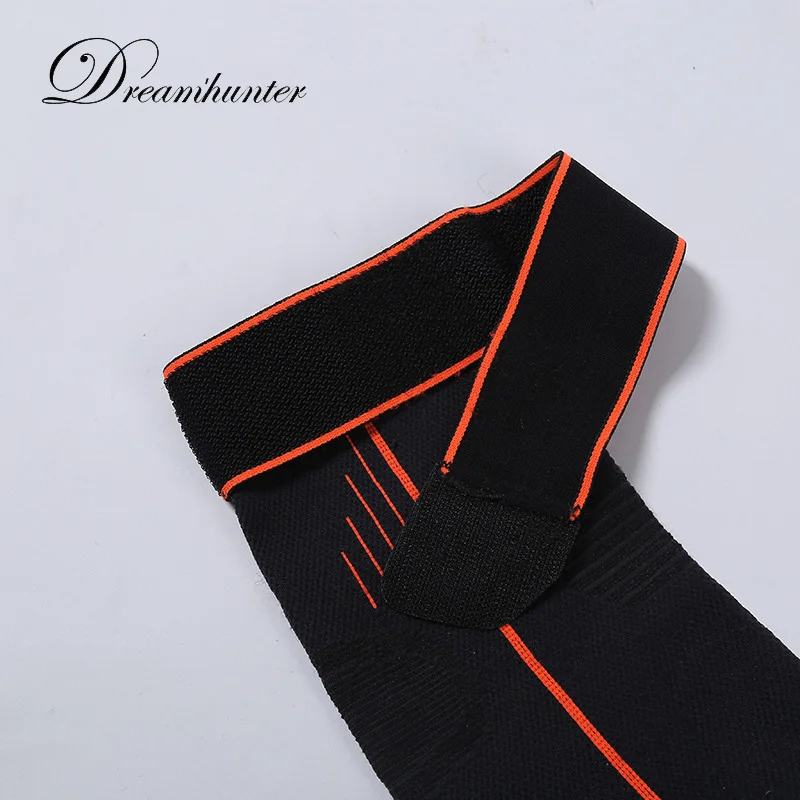 1 Pcs Sports Elbow Support bandage Pressurized Breathable Elbow Pads Tennis Basketball Compression Elbow Brace Strap Protector
1 Pcs Sports Elbow Support bandage Pressurized Breathable Elbow Pads Tennis Basketball Compression Elbow Brace Strap Protector