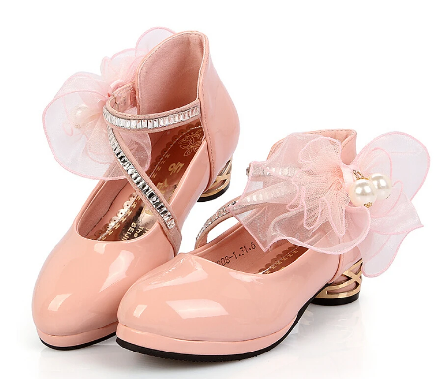 Children Shoes For Girls High Heel Shoes PU Leather Big Flower Sequins Girls Princess Shoes For Party Wedding Kids Dance Shoes
Children Shoes For Girls High Heel Shoes PU Leather Big Flower Sequins Girls Princess Shoes For Party Wedding Kids Dance Shoes