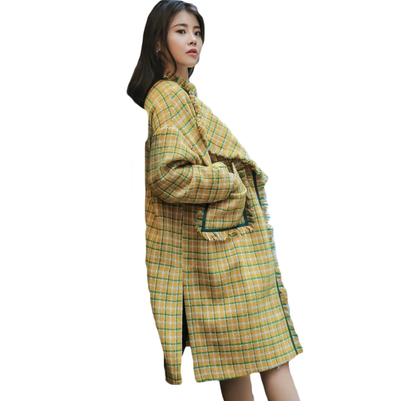Autumn Women Patchwork Woolen Coat Womens Winter Classic Plaid Outerwear Female Side Slit Tassel Overcoat with One Button XH909
Autumn Women Patchwork Woolen Coat Womens Winter Classic Plaid Outerwear Female Side Slit Tassel Overcoat with One Button XH909