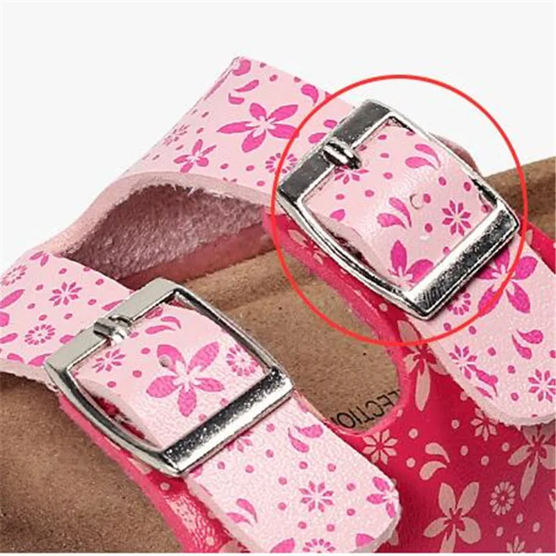 Children Sandals Girls Beach double Buckle Cork Slippers Summer new cork slippers boy word cool slippers casual non-slip shoes
Children Sandals Girls Beach double Buckle Cork Slippers Summer new cork slippers boy word cool slippers casual non-slip shoes