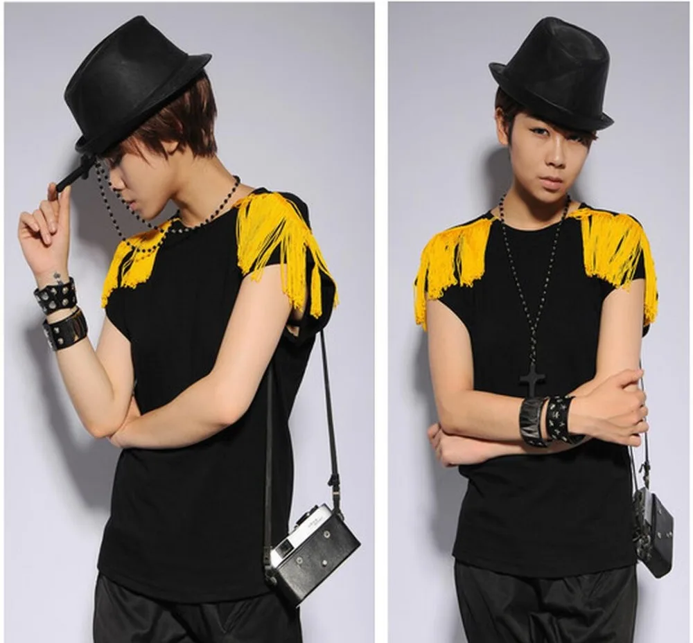 S-3XL! 2016 Men clothing Goths performance wear epaulette decoration tassel punk short-sleeve T-shirt plus size singer costumes
S-3XL! 2016 Men clothing Goths performance wear epaulette decoration tassel punk short-sleeve T-shirt plus size singer costumes