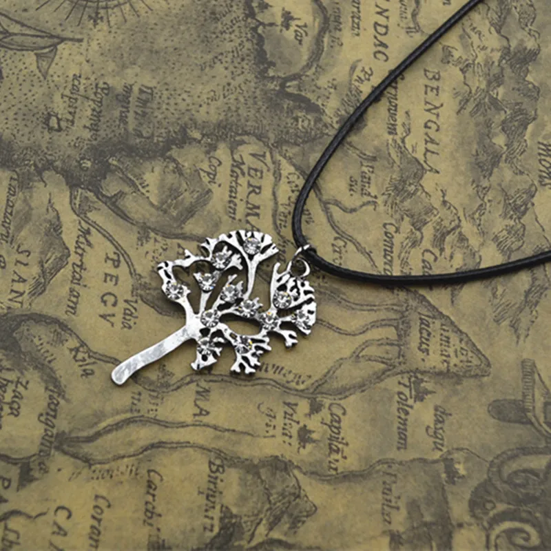 1pcs Lovely Fashion Mountain Charm Forest Necklace Pine Tree spring TREE Necklace charm necklace Women Girl Best Friend Gift
1pcs Lovely Fashion Mountain Charm Forest Necklace Pine Tree spring TREE Necklace charm necklace Women Girl Best Friend Gift