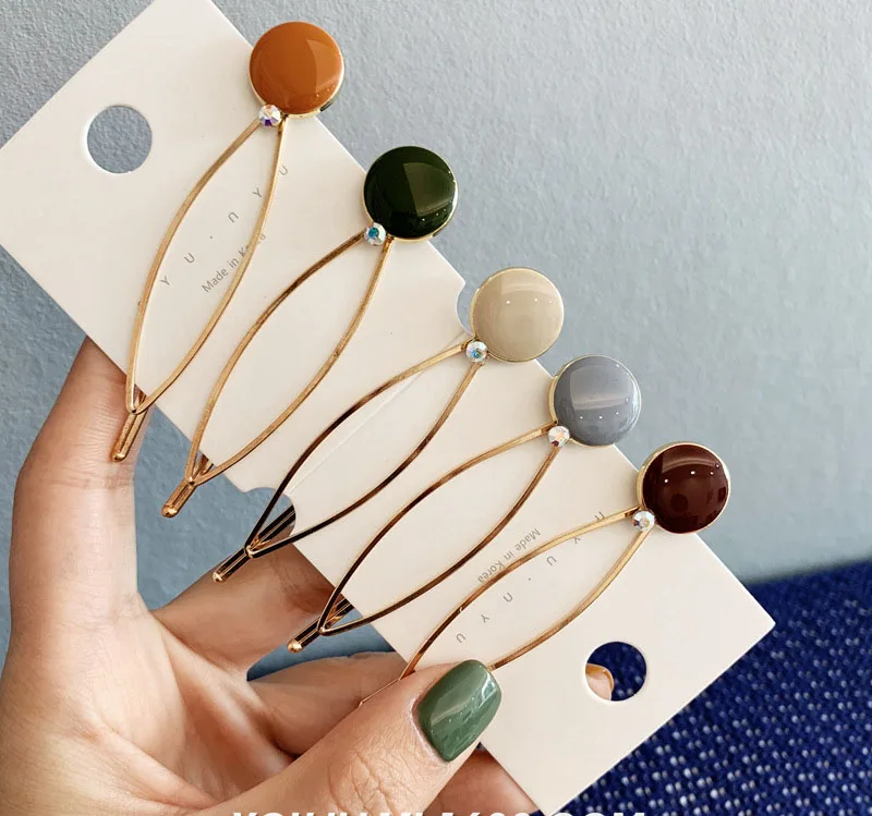Resin Beads Hairpins Barrettes Pearl Metal Gold Color Hair Clips Hair Accessories for Women Hair Accessories Headdress
Resin Beads Hairpins Barrettes Pearl Metal Gold Color Hair Clips Hair Accessories for Women Hair Accessories Headdress