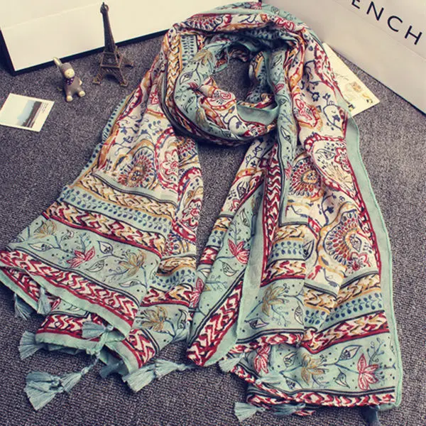 2019 hot sell the new scarf Elegant and retro printing shawls Fashionable tassel Ms Muslim headscarves Independent packing
2019 hot sell the new scarf Elegant and retro printing shawls Fashionable tassel Ms Muslim headscarves Independent packing