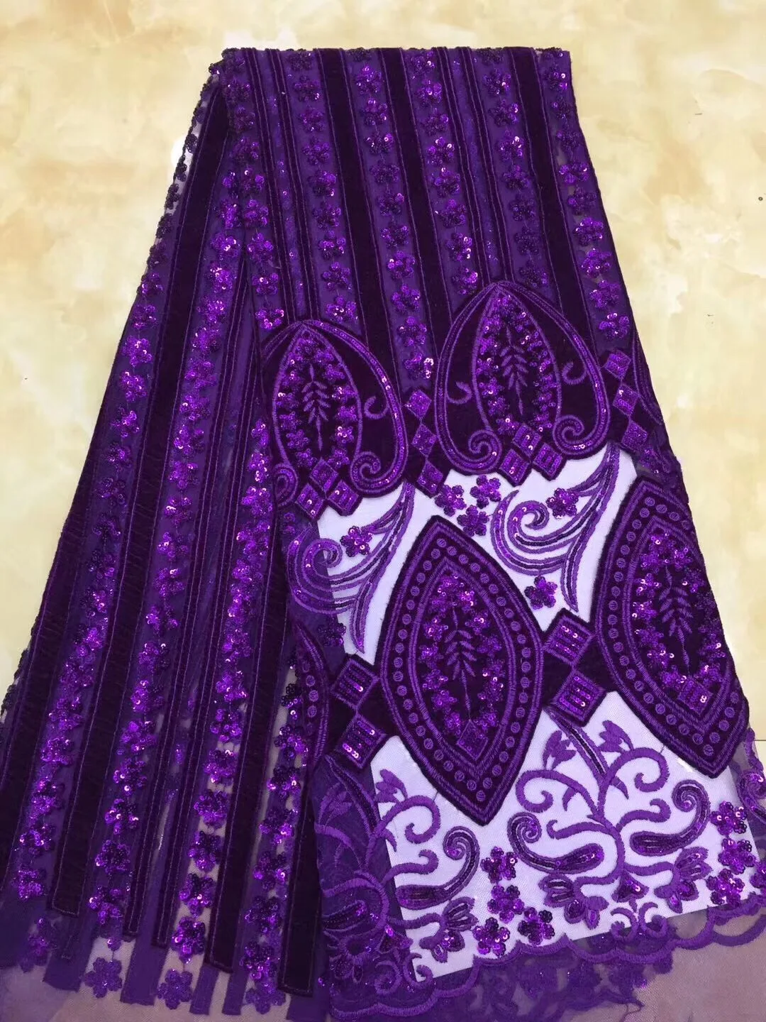 2018 High Quality African Lace Fabric Pure White French Net Embroidery Tulle Lace Fabric For Nigerian Wedding Party Dress
2018 High Quality African Lace Fabric Pure White French Net Embroidery Tulle Lace Fabric For Nigerian Wedding Party Dress