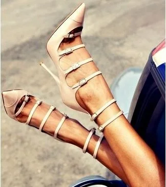 Sexy Beige Patent Leather Strappy Pumps Women Shoes Pointed Toe Buckle Strap Wedding Shoes Bride Cut-out Customized
Sexy Beige Patent Leather Strappy Pumps Women Shoes Pointed Toe Buckle Strap Wedding Shoes Bride Cut-out Customized