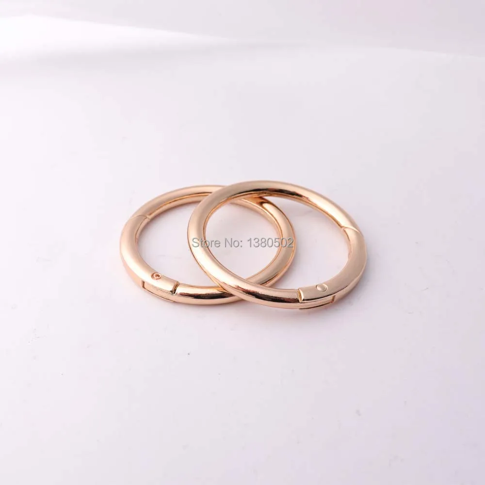 10pcs /lot 45*35*5mm O ring Spring Ring Clip Buckles key chain Openable Keyring Leather Bag Belt Strap Dog Chain
10pcs /lot 45*35*5mm O ring Spring Ring Clip Buckles key chain Openable Keyring Leather Bag Belt Strap Dog Chain