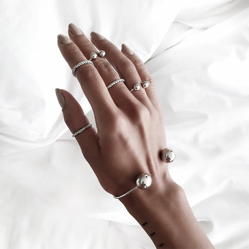 6 Pcs/ Set Fashion Twist Bead Adjustable Opening Ring Bangle Women Personality Joint Ring Charm Clothing Accessories
6 Pcs/ Set Fashion Twist Bead Adjustable Opening Ring Bangle Women Personality Joint Ring Charm Clothing Accessories