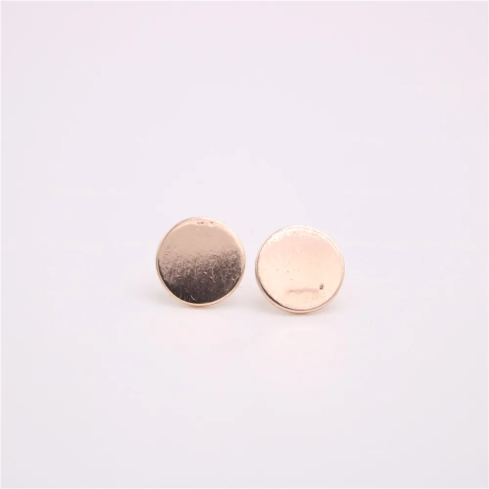 Fashion boutique round cakes stud earrings Manual drawing circle stud earrings Personality of female high quality stud earrings
Fashion boutique round cakes stud earrings Manual drawing circle stud earrings Personality of female high quality stud earrings