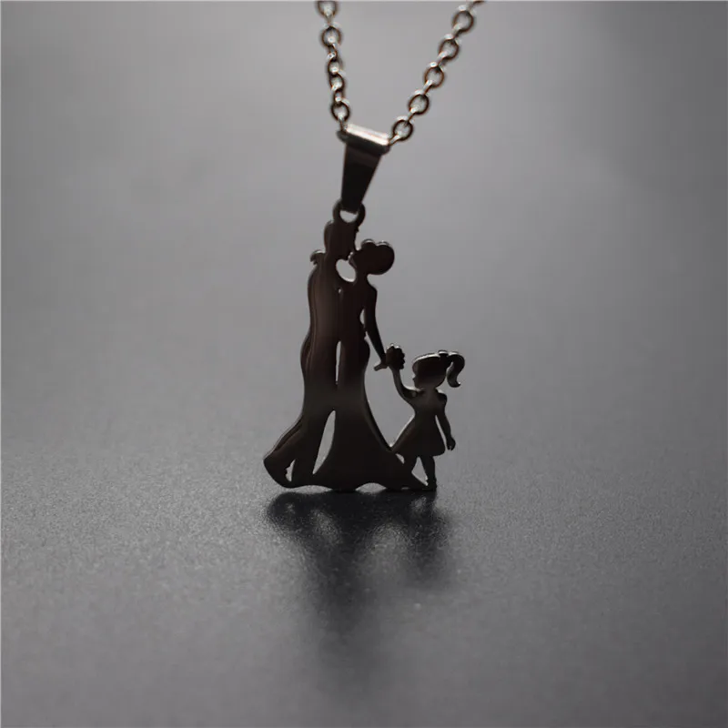Elfin 2019 New Family Necklace Stainless Steel Lovers Couple Pendant Necklace Parents Hands With Girl Necklace Figure Jewellery
Elfin 2019 New Family Necklace Stainless Steel Lovers Couple Pendant Necklace Parents Hands With Girl Necklace Figure Jewellery
