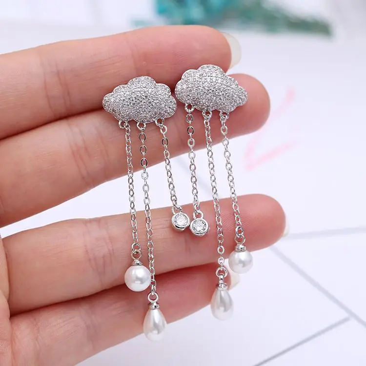 2023 New Earrings Micro-inlaid zircon weather cloud earrings Crystal fromSwarovskis Wholesale Women Fine Jewelry Woman Earrings
2023 New Earrings Micro-inlaid zircon weather cloud earrings Crystal fromSwarovskis Wholesale Women Fine Jewelry Woman Earrings