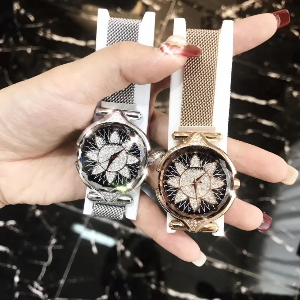 Brand Women Ultra Thin Milanese Watches Shinning Crystals Sunflower Bracelet Watch Quartz Magnet Full Steel Wristwatch Waterproo
Brand Women Ultra Thin Milanese Watches Shinning Crystals Sunflower Bracelet Watch Quartz Magnet Full Steel Wristwatch Waterproo