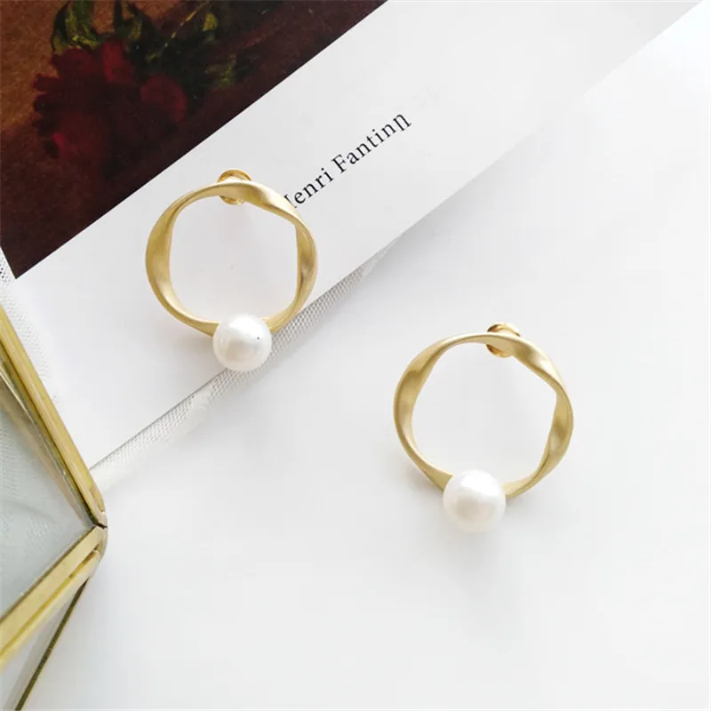 Simple geometric earrings individuality creative students earrings wholesale earrings contracted fashion street snap
Simple geometric earrings individuality creative students earrings wholesale earrings contracted fashion street snap