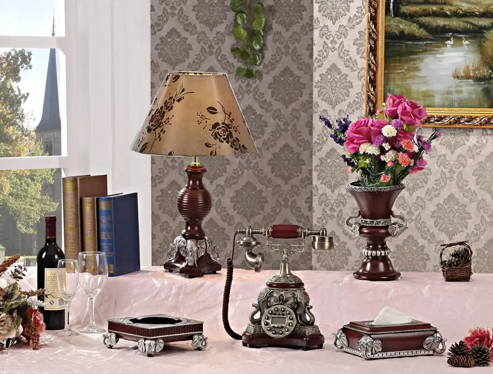 Atis European bedroom living room lamp bedside lamp phone Home Furnishing antique telephone set
Atis European bedroom living room lamp bedside lamp phone Home Furnishing antique telephone set