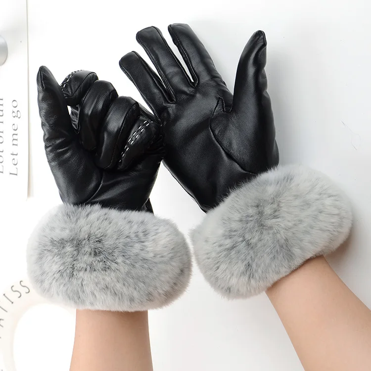 MIARA.L New han edition of high-grade sheepskin with velvet winter warm leather touch gloves leather gloves rabbit fur gloves
MIARA.L New han edition of high-grade sheepskin with velvet winter warm leather touch gloves leather gloves rabbit fur gloves