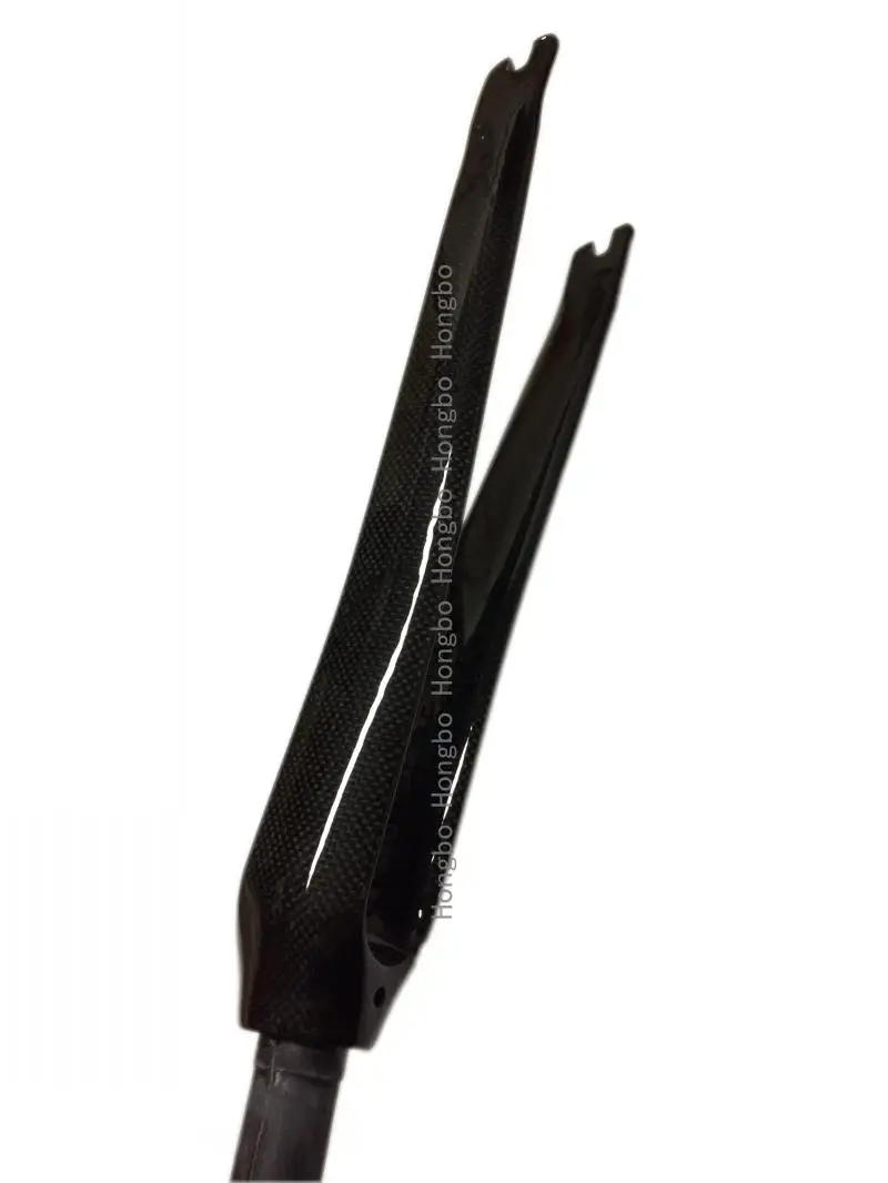 LEADER boutique high-strength lightweight carbon fiber fork dead fly / Handlebar / seatpost / carbon seat / carbon fork
LEADER boutique high-strength lightweight carbon fiber fork dead fly / Handlebar / seatpost / carbon seat / carbon fork