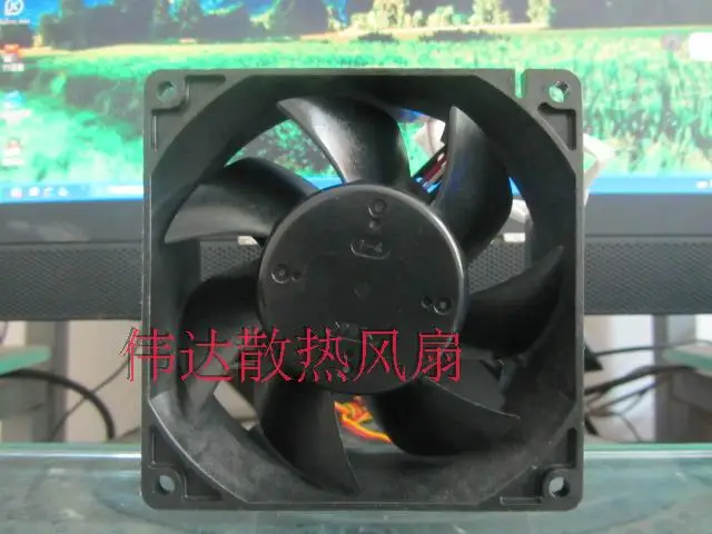 Original NMB-MAT 9038 3615KL-09W-B76 50V 0.60A 90 * 90 * 38mm 3 lines cooling fan
Original NMB-MAT 9038 3615KL-09W-B76 50V 0.60A 90 * 90 * 38mm 3 lines cooling fan