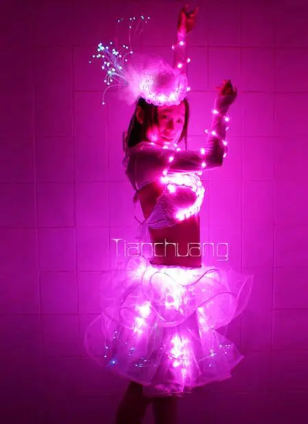 LED fluorescent ballet dance skirt glowing princess dress banquet loaded bars led luminous performance service
LED fluorescent ballet dance skirt glowing princess dress banquet loaded bars led luminous performance service