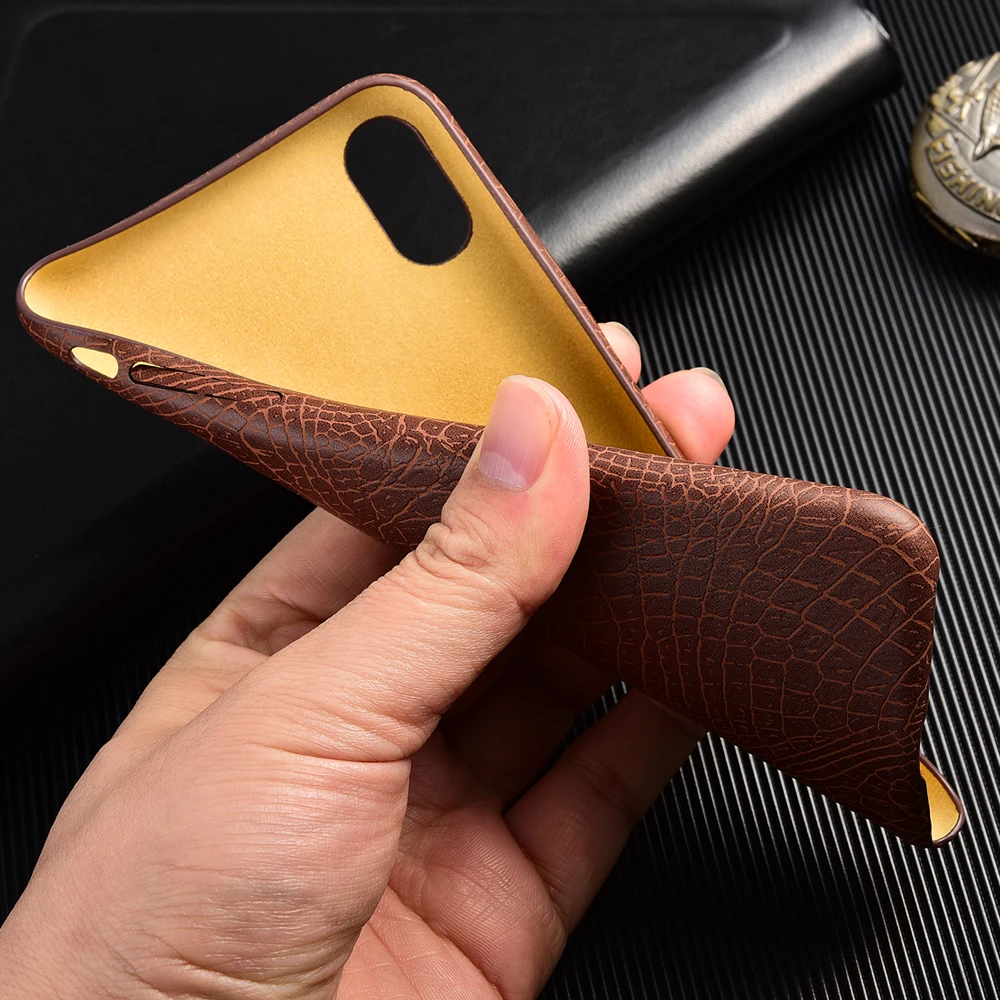 Snake Skin PU Leather Cover for iPhone 6 6s Plus 7 7Plus 8 8Plus X XR XS Max Phone Case Crocodile Texture Soft Coque Fundas
Snake Skin PU Leather Cover for iPhone 6 6s Plus 7 7Plus 8 8Plus X XR XS Max Phone Case Crocodile Texture Soft Coque Fundas