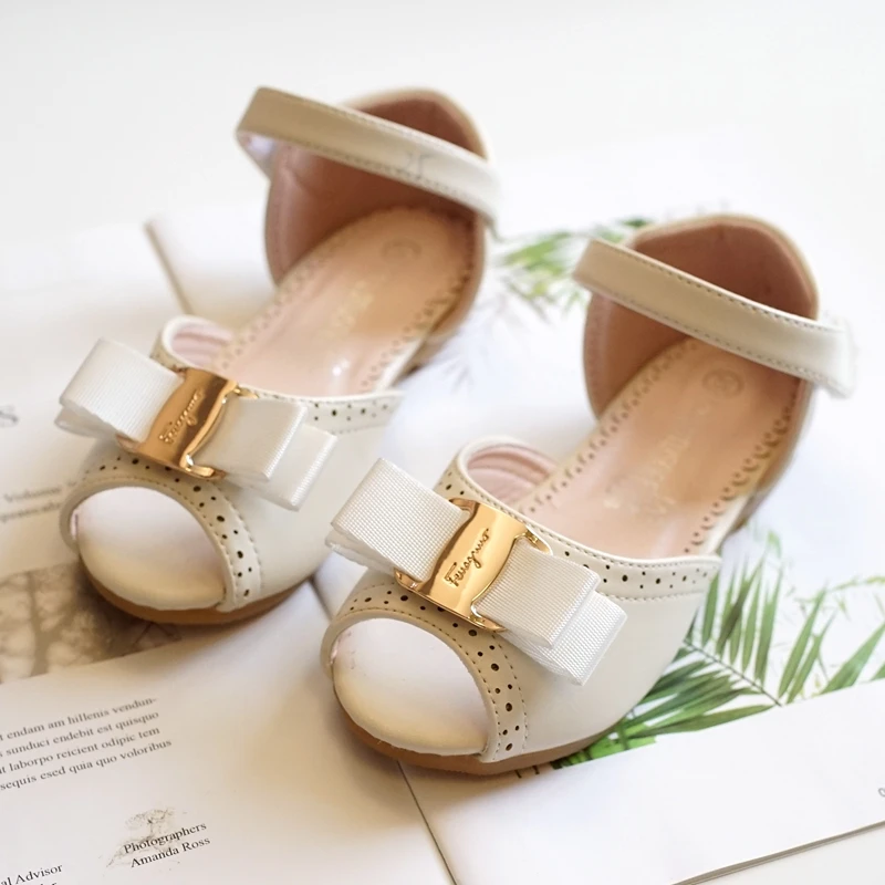 princess girl bowtie sandals big size 25-37 school beach summer flat children kids peep toe student footwear 501-AA
princess girl bowtie sandals big size 25-37 school beach summer flat children kids peep toe student footwear 501-AA