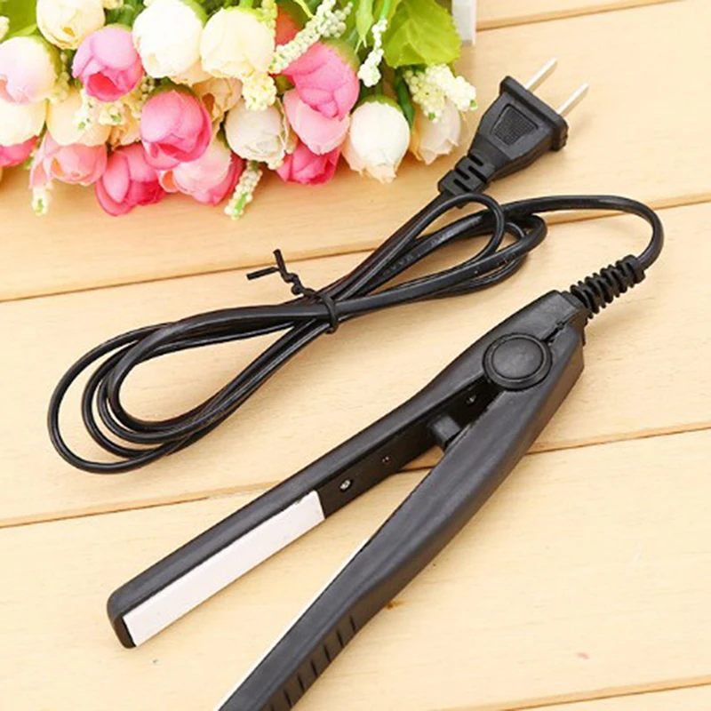 Mini Ceramic Hair Care Curl Straightener Flat Iron Perm Splint Tourmaline Curling Irons Styling Tools US Plug
Mini Ceramic Hair Care Curl Straightener Flat Iron Perm Splint Tourmaline Curling Irons Styling Tools US Plug