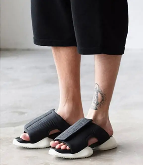 Fashion 2018 Mens Runway Beach Sandals Cutout Black Casual Cool Sandals Summer Platform Mens Gladiator Sandals Mujers Big Size44
Fashion 2018 Mens Runway Beach Sandals Cutout Black Casual Cool Sandals Summer Platform Mens Gladiator Sandals Mujers Big Size44
