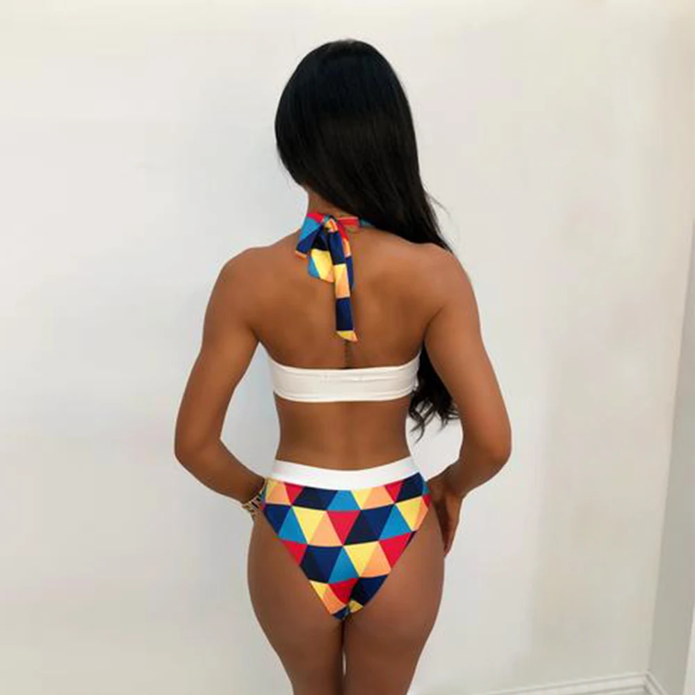 2019 ROSIELARS Colorful Triangle Print High Waist Swim Trunks Hot Sale For Young Ladies Fashion Style Casual Summer Beach Suit
2019 ROSIELARS Colorful Triangle Print High Waist Swim Trunks Hot Sale For Young Ladies Fashion Style Casual Summer Beach Suit