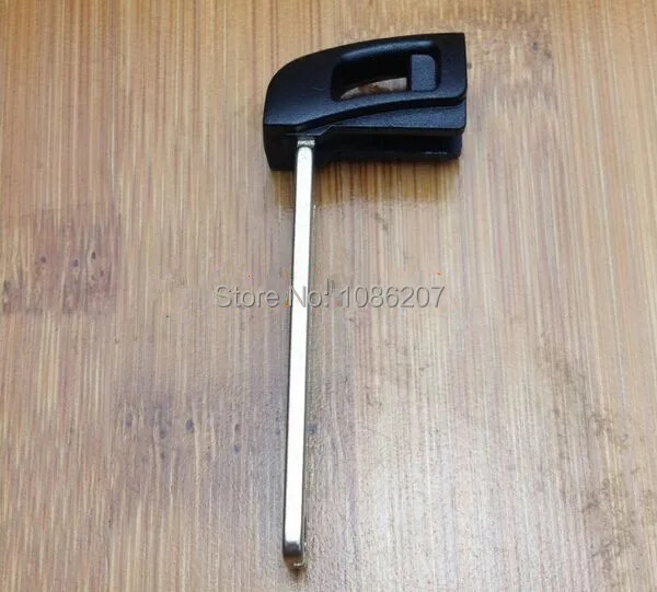 DAKATU Replacement Emergency Smart Key Blade For Toyota Senna Smart Card Insert key blade
DAKATU Replacement Emergency Smart Key Blade For Toyota Senna Smart Card Insert key blade
