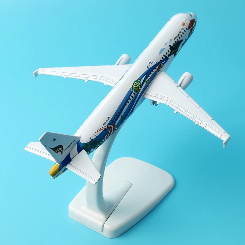 A 320 Таиланд Сборная модель самолета 16 см игрушка W Стенд на день рождения пилота