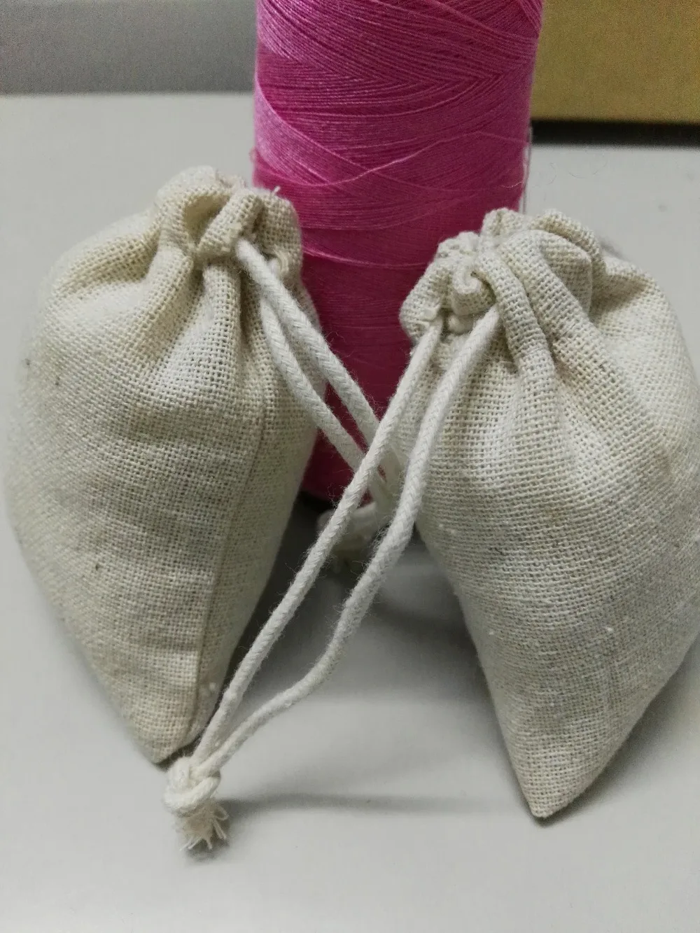 SPECIAL SALE 7*9cm linen jewelry pouch gift pouch 20pcs small drawstring bag for jewelry earing pouch packakging free shipping
SPECIAL SALE 7*9cm linen jewelry pouch gift pouch 20pcs small drawstring bag for jewelry earing pouch packakging free shipping