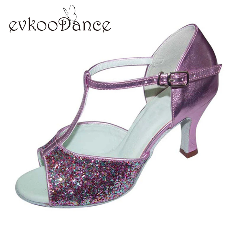 Women Dance Shoes Free Shipping 2017 most popular PU glitter Meduim width 7cm heels T strips latin dance shoes for girls NL033
Women Dance Shoes Free Shipping 2017 most popular PU glitter Meduim width 7cm heels T strips latin dance shoes for girls NL033